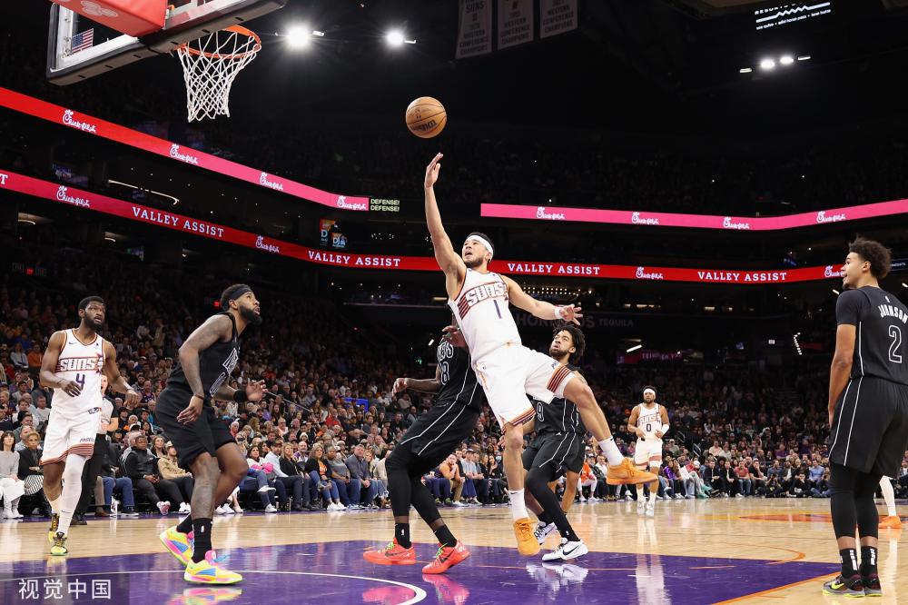 亚对他寄予 亚对他寄予